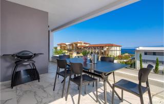 Beautiful Apartment In Malinska - Malinska - 8