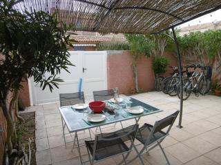 Villa Confortable 6 Pers. Climatisée, Proche Plage du Grazel, Calme, Tout Équipée, Stationnement Inclus - FR-1-796-71 - Gruissan - 7