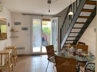 Villa Confortable 6 Pers. Climatisée, Proche Plage du Grazel, Calme, Tout Équipée, Stationnement Inclus - FR-1-796-71 - Gruissan - 6