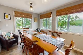 Rockview Road Retreat - Castleton - 4
