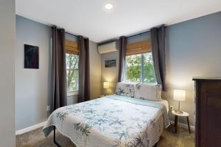 Rockview Road Retreat - Castleton - 1