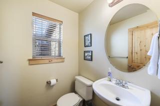 Bears Lair Spacious Townhome with Private Hot Tub - Park City - 2