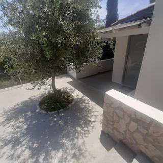Iremia Apartment - Himare - 2