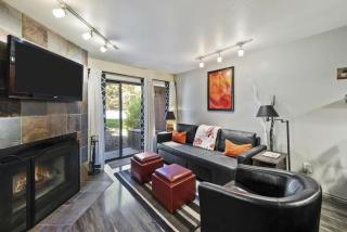 Snowcrest Inn Upgraded Condo with 5 Min Walk to Lift - Park City - 0