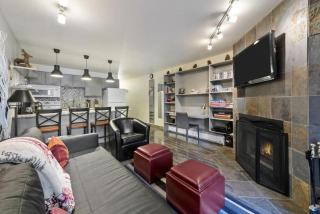 Snowcrest Inn Upgraded Condo with 5 Min Walk to Lift - Park City - 9