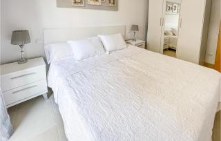 Cozy Apartment In Estepona With Wifi - Estepona - 3