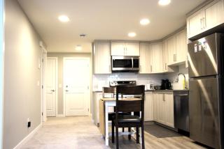 Like cozy place - Calgary - 8
