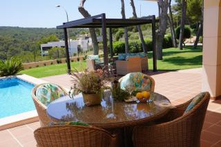 Wunderschöne und modern eingerichtete Ferienvilla mit großem Pool und exklusiver Terrasse mit Blick auf die Berge - Sol de Mallorca - 7