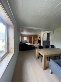 Arctic Delight 4-Bed Apartment in Tromso - 1