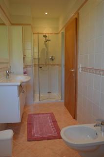 Moderne Ferienwohnung Mit Balkon Und Pool - 1