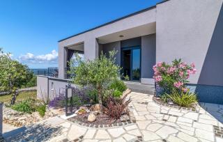 Amazing Home In Brovinje - Brovinje - 2