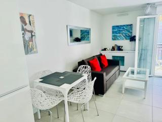 Modern Bright Cannes Apt 2 min walk to the Beach - Cannes - 2