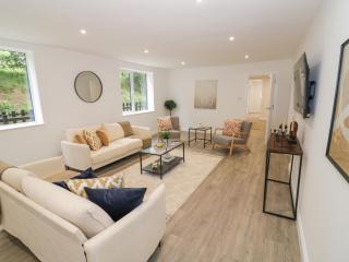 Botterham House - Dudley - 5