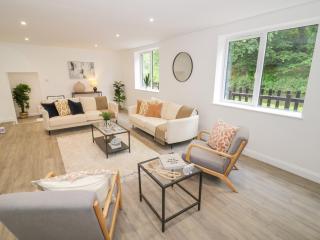 Botterham House - Dudley - 4