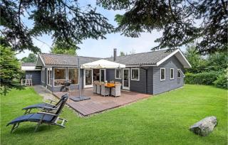 Three-Bedroom Holiday Home In Dronningmolle - Dronningmølle - 1