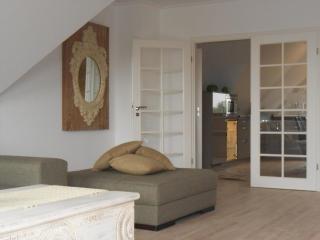 Hochwertig Eingerichtete Ferienwohnung Mit Balkon - Halstenbek - 4