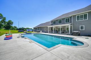 Hanover Retreat with Pool, Near Codorus State Park! - 9