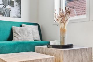 Luxury Suite in Charming Area - 9