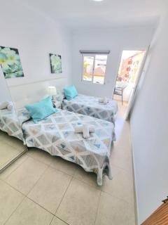 Suecia Lirio - Los Cristianos - 9