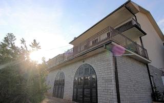 Wunderschönes Ferienhaus in Povile mit Garten, Terrasse und Grill und Meerblick - Povile - 2