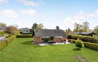 Beautiful Home In Ølsted With Sauna - Ølsted - 2