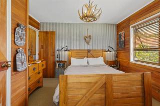 Timber Retreat - CBD location - Rotorua - 3