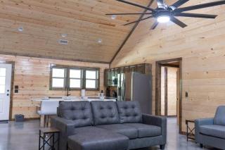 The NEW Luna Lodge in Broken Bow - 8