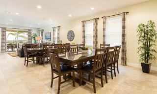 Unique Spacious 10 Bdrm Home with Backyard Pool at Encore - Orlando - 2