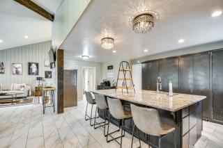 Remote Texas Retreat Hot Tub, Deck, Grill! - Dalhart - 3