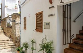 Stunning Apartment In Tossa De Mar - Tossa de Mar - 2