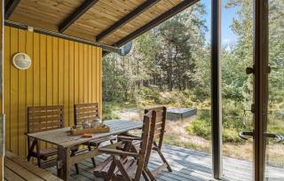 5 Bedroom Gorgeous Home In Nexø - 9