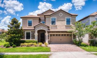 Open 8 Bdrm Home with Pool in Champions Gate - 8