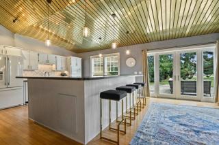 Charming Cottage and Guest House a block to beach! - 1