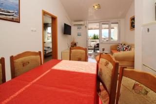 Charmante Ferienwohnung in Baška mit Eigenem Balkon - Baška - 4