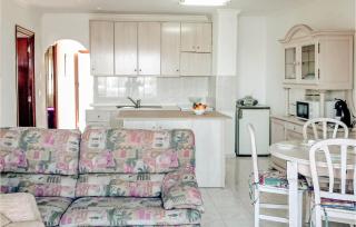 Awesome Apartment In Los Urrutias - Los Urrutias - 9