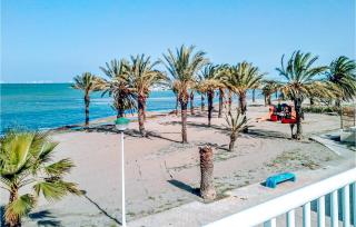 Awesome Apartment In Los Urrutias - Los Urrutias - 4