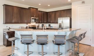 Stylish 6 Bdrm Villa with Unreal Themed Bedroom at Reunion - 3