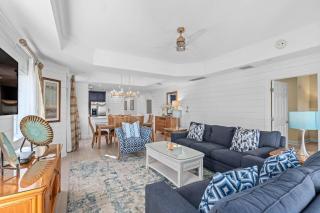 W284 - The Coastal Inspiration with Private Balcony at Reunion - 9