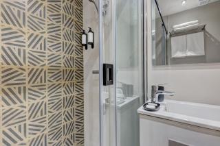 Palm Suites - 1