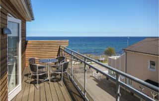 2 Bedroom Amazing Apartment In Allinge - Allinge - 3