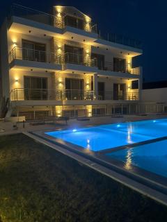 Calma Living - Potos - 1