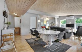 Pet Friendly Home In Væggerløse - 7