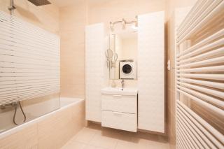 Angel Apartment with Free Garage Parking - Budapest - 8