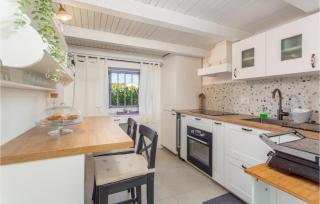 2 Bedroom Lovely Home In Punta Kriza - Nerezine - 5
