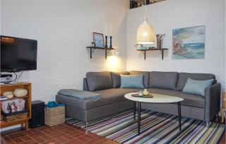 2 Bedroom Awesome Apartment In Allinge - Allinge - 6