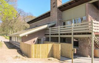 1 Bedroom Awesome Apartment In Allinge - 1