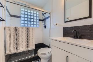 15-mins from DIA, Fenced-Yard, Garage, Remodeled - 1