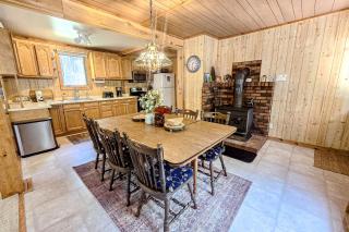 Rustic Retreat - Honor - 9