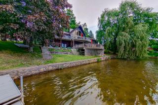 The 711 Lake House - 8
