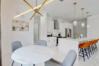Modern Tropix - Cape Coral - 1